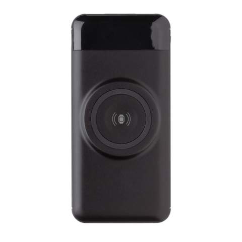 Multifunctionele 10.000 mAh powerbank die je mobiele apparaten draadloos kan opladen en ook je Apple Watch via de 3W draadloze smart watch lader. Plaats eenvoudig je telefoon of smart watch op het draadloze oplaadstation om hem op te laden. Met 2 x USB output om twee apparaten tegelijkertijd op te laden. Het item heeft een lithium A grade-polymeerbatterij van 10.000 mAh om uw apparaat tot 5 keer op te laden. Met weergave van de resterende batterij-indicator. Micro-input5V / 2A, Type-C-input 5V / 2A, USB-output 5V / 1A. Draadloze output telefoon 5W 5V / 1A, draadloze output smart watch 3W (5V / 600 mAh)) Inclusief PVC-vrij TPE materiaal micro oplaadkabel.<br /><br />WirelessCharging: true<br />PowerbankCapacity: 10000
