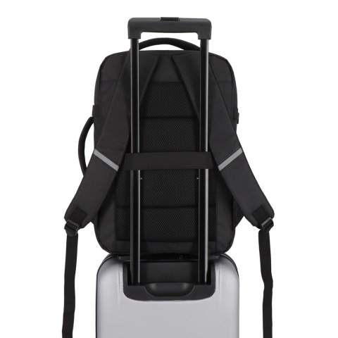 Ce sac à dos a été conçu pour le voyageur moderne. Il s'ouvre à 180 degrés, avec une poche cachée pour les vêtements d'un côté et un compartiment rembourré pour l'ordinateur portable de l'autre. La poche frontale spacieuse permet d'accéder facilement aux accessoires et aux éléments essentiels. Pour plus de confort, le sac est équipé de poignées rembourrées, de bretelles réglables et d'un panneau arrière rembourré. En outre, une sangle arrière permet de glisser le sac à dos en toute sécurité sur la poignée d'un trolley pour les longs trajets. Les détails réfléchissants améliorent la visibilité et la sécurité lors des déplacements nocturnes.