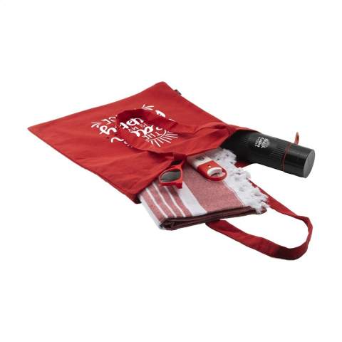 Celebrate summer with this fun, great-looking summer set: • a soft Oxious Hamam Promo towel, meas. 170 x 100 cm. • Join the Pipe water bottle • sunscreen lotion factor 30 in a bottle with an atomizer • sunglasses with recycled frame • a practical bag made from GRS-certified recycled cotton. A great promotional set for customers, visitors and staff. Make this set even more personal with a name, quote or logo printed onto each product. The items are delivered in the bag.