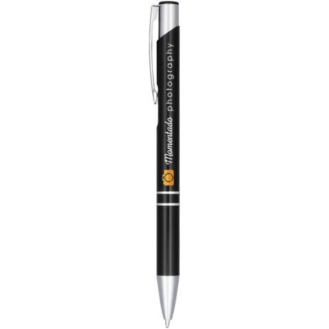 Stylo bille rétractable avec corps en aluminium, pièces en ABS et agrafe en acier. Ce stylo est disponible dans une grande variété de couleurs et présente une finition anodisée qui lui donne un éclat étonnant. La gamme Moneta, vaste et populaire, est disponible dans une grande variété de styles et finitions.