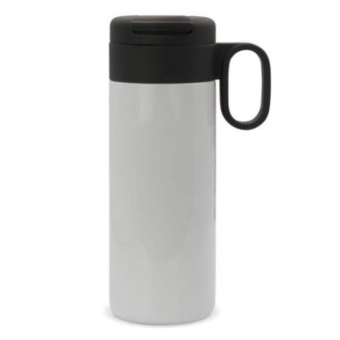 Double wall vacuum insulated bottle from the Toppoint design 'Flow' series. The mug with flip lid is 100% leak-free and easy to carry. The inner and outer wall are made of high quality stainless steel. This keeps the drink at the desired temperature for a longer period of time. Drinks will stay warm up to 12 hours and/or cold up to 24 hours. Comes packaged in a gift box.