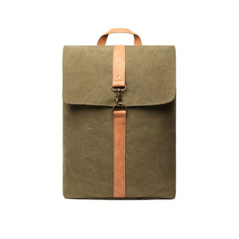 Een verfijnde tas gemaakt van 62% gerecyclede materialen. Deze gewatteerde computertas is geschikt voor laptops tot 17" en zal jarenlang nuttig zijn dankzij de hoogwaardige materialen en het klassieke ontwerp. Gemaakt van GRS (Global Recycle Standard) gecertificeerde gerecyclede materialen, waarbij de GRS-certificering een volledig gecertificeerde toeleveringsketen van gerecyclede materialen garandeert. Totale gerecyclede inhoud gebaseerd op het totale productgewicht.Geschikt voor laptops met een grootte van in totaal 17 inch. Denk eraan dat de afmetingen van het scherm niet hetzelfde zijn als die van de gehele laptop.