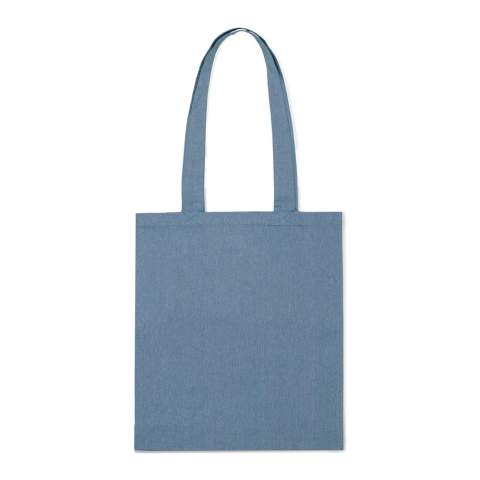 Shopping bag made of recycled cotton. The diverse sources of the material give the fabric a unique look and feel. Slight colour variations are inevitable and a true sign of the recycled nature of this bag. The extra wide shoulder straps give the bag a strong look.