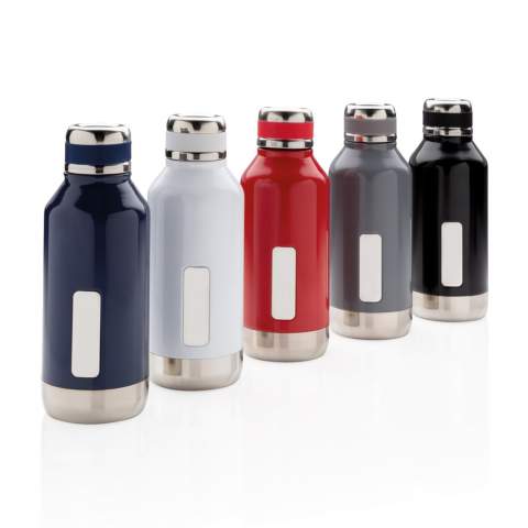 Leakproof vacuum insulated bottle with twist off lid. With unique logo position on the front. 304 stainless steel inner and 201 stainless steel outer keeps your drinks hot 5h and cold 15h. Content: 500ml.<br /><br />HoursHot: 5<br />HoursCold: 15