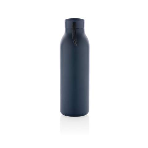 Die Avior Edelstahl-Vakuumflasche aus RCS recyceltem Stainless-Steel ist für lang anhaltenden Genuss Ihrer Getränke konzipiert! Die doppelwandige Vakuumkonstruktion aus recyceltem Stainless-Steel hält Ihre Getränke bis zu 20 Stunden gekühlt oder bis zu 10 Stunden warm. Sie Flasche passt in die meisten Standard-Getränkehalter im Auto, sodass Sie sie überall hin mitnehmen können. Hergestellt aus RCS (Recycled Claim Standard)-zertifiziert recycelten Materialien. Die RCS-Zertifizierung gewährleistet eine vollständig zertifizierte Lieferkette der recycelten Materialien. Gesamter Recyclinganteil: 82% basierend auf dem Gesamtgewicht des Artikels. BPA-frei. Fassungsvermögen 500ml. Nur Handwäsche. Inklusive FSC®-zertifizierter Kraftverpackung. Verwandeln Sie die Kartonage doch in einen Telefonhalter, Bleistifthalter oder Blumentopf!<br /><br />HoursHot: 10<br />HoursCold: 20