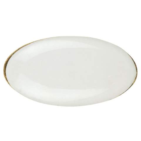 Un pins/épinglette oval avec Doming. Fermeture papillon.