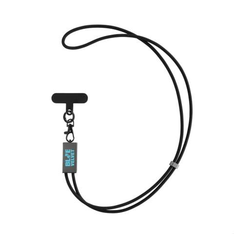 Blijf opgeladen met het Terra Universele Telefoonsnoer. Dit veelzijdige accessoire combineert het gemak van een sleutelkoord met de functionaliteit van een hoogwaardige oplaad- en datakabel. Deze universele kabel is perfect voor iedereen die onderweg is en is gebouwd om zowel USB-C- als iOS-apparaten te ondersteunen, waardoor hij ideaal is voor gebruikers van meerdere apparaten. Type-C-ingang met dubbele Type-C- en iOS-uitgangen, zodat u op verschillende manieren kunt opladen van apparaten. Geniet van een vermogensafgifte tot 60 W (Type-C tot Type-C), zodat u uw apparaat kunt opladen met een maximale stroomsterkte van 20 V/3 A voor sneller opladen. Synchroniseer gegevens en geniet van Android Auto-compatibiliteit. Totaal gerecycled materiaal: 63% op basis van het totale gewicht van het item. RCS-certificering zorgt voor een volledig gecertificeerde toeleveringsketen van de gerecyclede materialen. Verpakt in plasticvrije envelopverpakking. PVC-vrij.<br /><br />PVC free: true