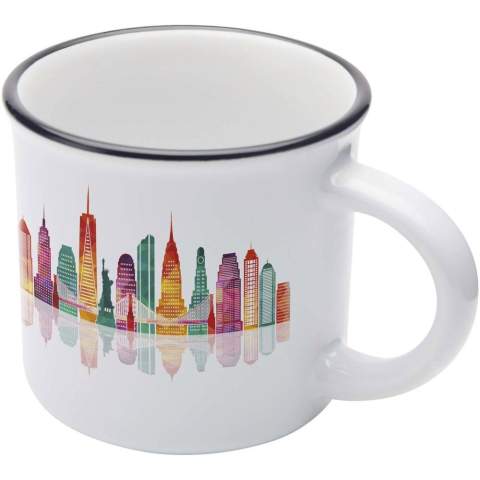 Keramiktasse im Vintage-Design für einen guten Start in den Tag mit Ihrem Lieblingskaffee oder -tee. Spezielle Beschichtung auf der Außenseite für Sublimationsdruck. Spülmaschinenfest. Verpackt in einer Geschenkbox aus Recyclingkarton. Fassungsvermögen: 240 ml.