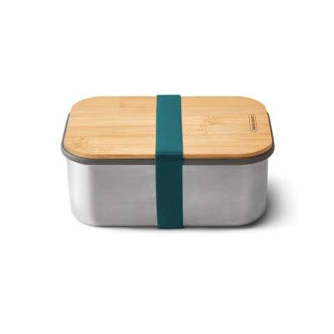 Aufgrund des Erfolgs unserer ersten Sandwichbox haben wir diese tiefere Version eingeführt, damit Sie auch größere Dinge wie Obst und Joghurt mitnehmen können. Dies ist eine robuste, 100% plastikfreie Designlösung für die Zubereitung und den Transport Ihrer Sandwiches, Wurstwaren oder sogar Ihrer Käseauswahl! Die Edelstahl-Sandwichbox gehört zu den Produkten, die sich vom ersten Tag an vertraut und vertrauenswürdig anfühlen und die so gebaut sind, dass sie lange halten. Verwenden Sie den von Natur aus antibakteriellen Bambusdeckel als Schneidebrett, um Ihre Sandwiches zuzubereiten, oder als Servierbrett, um die Zutaten für eine köstliche Mahlzeit später am Tag zusammenzustellen. Die Edelstahlbox schützt den Inhalt, und das Silikonband sorgt für zusätzliche Sicherheit. Das Innenfach hilft Ihnen, verschiedene Lebensmittel zu trennen, und ist mikrowellengeeignet. Nur Handwäsche
