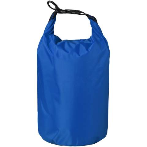 Un sac imperméable idéal pour le plein air. La fermeture à rabat avec boucle en plastique permet de garder les objets de valeur au sec et en sécurité. Peut être facilement attaché à un sac ou à une ceinture. Lorsque déplié et maintenu, la capacité du sac est de 10 litres.