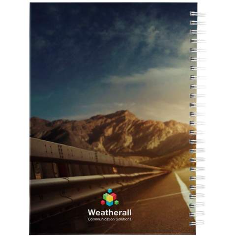 L'agenda non daté à couverture rigide Desk-Mate® A5 avec papier 80 g/m2 offre flexibilité et personnalisation dans un format pratique et portable. Sans dates préimprimées, vous pouvez commencer à planifier à tout moment, en personnalisant chaque page pour l'adapter à votre emploi du temps. Parfait pour noter vos pensées quotidiennes, vos objectifs ou vos rendez-vous à votre propre rythme, cet agenda A5 est idéal pour ceux qui recherchent un moyen intemporel et adaptable de rester organisés. Les modèles d'agendas sont disponibles en anglais, français, allemand, espagnol, italien, polonais et néerlandais.
