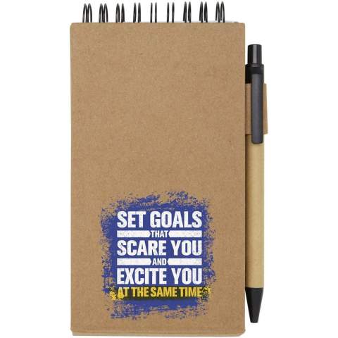 Sticky kladblok met balpen Het kladblok heeft 30 witte vellen van 70 g/m2 gelinieerd papier (8 x 12 cm). Het bevat ook 25 veelkleurige (5 x 1,2 cm) en 25 gele (7,5 x 7,5 cm) sticky notes, beide typen met 70 g/m2 papier. De houder van de balpen is gemaakt van gerecycled papier. Inktkleur: zwart. Schrijflengte: 1000 meter. Stiftmaat: 1,00 mm.