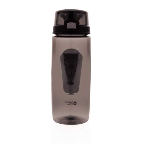 This Swiss Peak deluxe tritan sports bottle fits in your hand as easily as it fits in your sports bag. On top of that, its lockable lid has a durable design to help eliminate leaks and spills. With a no-slip grip design and button-7operated spout. Integrated handle in the lid for easy carrying. Capacity 700ml. BPA free.