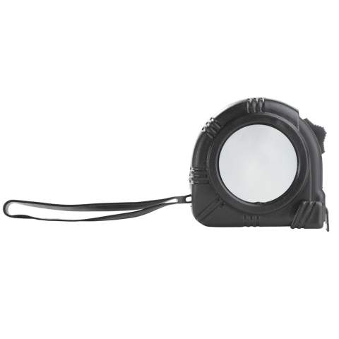 Das Maßband ist eine wahre Größe beim Messen. Die Reichweite von drei Metern, dem Haken am Bandanfang für die Passgenauigkeit  und den praktischen Gürtelclip macht es zu einem idealen Geschenk.