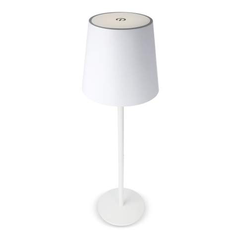 Erhellen Sie Ihren Raum mit einer stilvollen, höhenverstellbaren Tischlampe aus Metall! Mit ihrem schlanken Design und einstellbarem Licht wechseln Sie mühelos zwischen warmem, kühlem oder neutralem Licht für die perfekte Stimmung. Das USB-Laden ist sehr praktisch und ihr modernes Aussehen passt perfekt in jeden Raum—ob bei der Arbeit oder beim Entspannen.