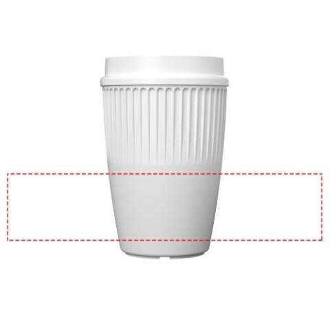 The Cirrus 350 ml tumbler with the unique 360° clip-on lid is a sophisticated and stylish single-walled drinking vessel featuring insulating ridges for safe and comfortable handling. The innovative 360° lid allows you to drink from any side of the cup, and enhances any drinking experience with a stronger aroma from your chosen beverage. Both the lid and vessel are made of fully recyclable plastics. Enjoy your favourite hot beverages in both comfort and style.