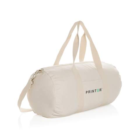 De Impact AWARE™ 285 g/m² gerecyclede canvas reistas ongeverfd is de perfecte manier om je benodigdheden voor een korte reis mee te nemen. Deze ruime reistas biedt voldoende ruimte voor je essentials. Het gerecyclede canvas is ongeverfd en gebruikt in zijn ruwe vorm, zonder chemicaliën van verven of bleken. Met AWARE™ tracer die het echte gebruik van gerecyclede materialen valideert. 2% van de opbrengst van elk verkocht Impact-product wordt gedoneerd aan Water.org. Samenstelling 70% gerecycled katoen, 30% gerecycled polyester.<br /><br />PVC free: true