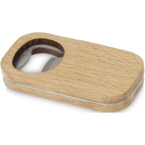 Ouvre-bouteille en acier inoxydable avec surface en bois.