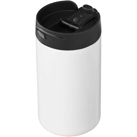 Le gobelet isotherme Mojave de 250 ml permet de conserver les boissons chaudes plus longtemps. Grâce à son design élégant mais épuré, tout logo placé sur ce gobelet attire l'attention. La combinaison de plastique PP et d'acier inoxydable fait du Mojave un gobelet solide, résistant à la corrosion et facile à nettoyer. Le couvercle à visser assure une ouverture et une fermeture en douceur du gobelet, et rend la boisson facile à boire.
