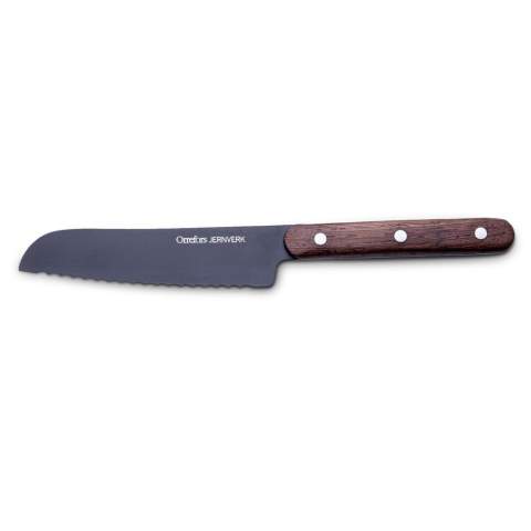 Beautiful design knife set from Orrefors Jernverk. These models are a "must" in the kitchen. A chef's knife (15 cm), a Japanese chef's knife (20 cm) and a tomato knife (13 cm) of the highest quality. Delivered in a beautiful gift box. The Swedish designer Jon Eliason is responsible for this modern design.
