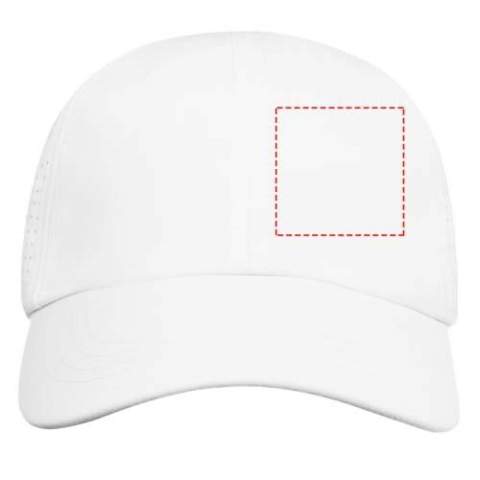 De Mica 6-panel GRS gerecycleerde cool fit cap is gemaakt van 110 g/m² GRS-gecertificeerd gerecycled polyester microvezel. De achterpanelen zijn voorzien van lasergeknipte gaten voor optimale ventilatie, zodat je koel en comfortabel blijft tijdens buitenactiviteiten. Ontworpen voor een comfortabele pasvorm met een hoofdomtrek van 58 cm, zorgt de metalen gesp voor gemakkelijke en veilige aanpassingen. De GRS-certificering garandeert een 100% gecertificeerde toeleveringsketen, van grondstof tot onze druktechnieken, waardoor het een duurzamere keuze is.