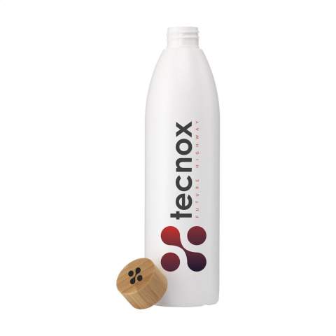 WoW! Bouteille d'eau mince et réutilisable fabriquée à partir de déchets de canne à sucre. La bouteille a un bouchon en bambou. Étanche. Les deux plantes, la canne à sucre et le bambou, extraient le C02 de l'air pendant leur croissance. La bouteille est une bonne alternative à la bouteille en plastique. Fabriqué en Europe. Ne passe pas au lave-vaisselle.    Capacité 500 ml. Chaque article est fourni dans une boite individuelle en papier kraft marron.