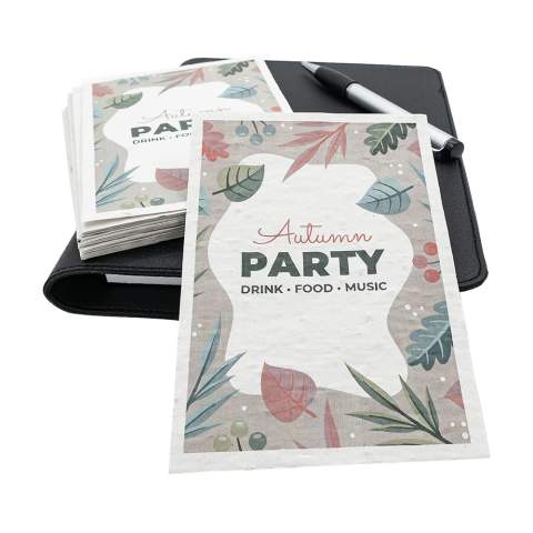 WoW! Dépliant au format A6 en papier biodégradable avec des graines de fleurs (papier ensemencé 200 g/m²).  Comprend une impression en full colour sur une face, entièrement personnalisable avec votre marque ou message. Une impression (en full colourr) sur la deuxième face est possible moyennant un coût supplémentaire.    Le mélange de fleurs se compose de :  Godetia, Mesembrantium,  Petunia, Gypsophila,  Antirrhinum, Allysum Bentany.    Ce dépliant allie communication et effet de surprise. Idéal pour les salons, événements et campagnes de publipostage afin d’attirer l’attention sur votre message de manière originale. Le dépliant ne doit pas être jeté avec le papier recyclé, mais peut être planté en terre, où les graines pousseront et donneront des fleurs.    En raison de l'utilisation de graines et de matériaux recyclés, de petites irrégularités dans le matériau peuvent être visibles. Fabriqué en Europe.