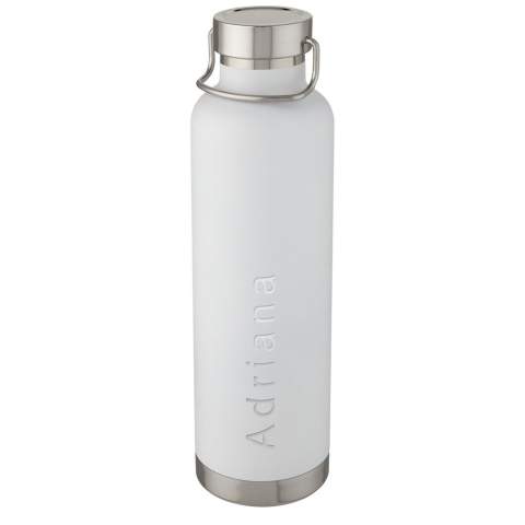 Large double-walled water bottle with 18/8 stainless steel vacuum construction and copper insulation that keeps drinks hot or cold for several hours. The construction also prevents condensation on the outside of the bottle, and the on-trend powder coating makes it extra durable. Stainless steel screw-on leakproof lid with durable stainless steel hand loop. Wide opening for easy filling, pouring and cleaning. BPA-free, tested and approved under German Food Safe Legislation (LFGB). Tested and approved for phthalates content according to REACH regulations. Perfect for ice cubes. Volume capacity is 1 L. Hand wash recommended. Presented in a recycled cardboard gift box.