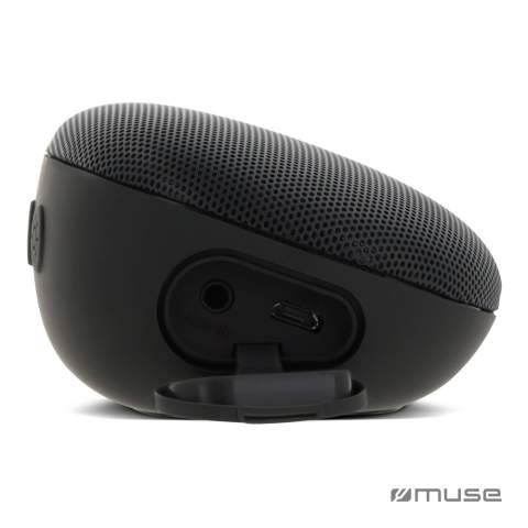 This Bluetooth speaker with good sound quality is very compact and therefore easy to take with you. With the built-in multicolor disco lamp you create a party in any place. Via Bluetooth you can easily listen to music. Through the AUX connection you can also connect external devices. The included USB cable makes it easy to charge the speaker.