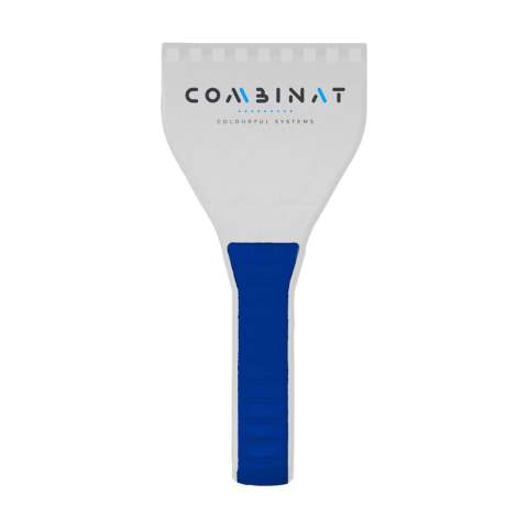 Ice scraper with non-slip material on the handle and serrated edges on the top. For comfortable, fast and efficient de-icing of car windows. Made in Germany.