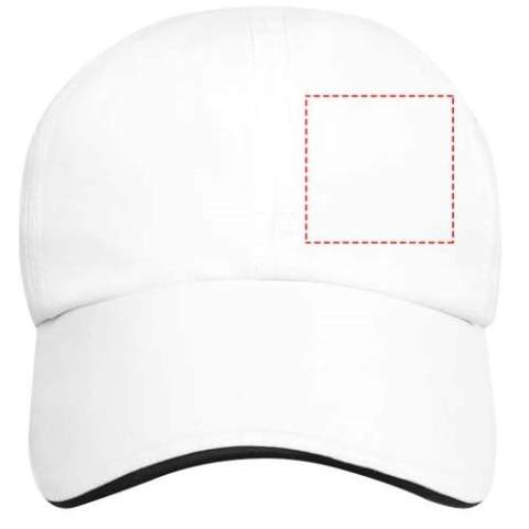 De Morion 6 panel cool fit cap is gemaakt van 110 g/m² GRS-gecertificeerd gerecycled polyester microvezel en heeft een voorgebogen vizier met een sandwichontwerp, wat een klassieke touch toevoegt. De achterpanelen hebben lasergesneden gaten voor optimale ventilatie, zodat je koel en comfortabel blijft tijdens buitenactiviteiten. Ontworpen voor een comfortabele pasvorm met een hoofdomtrek van 58 cm. De metalen gespsluiting kan moeiteloos worden versteld, voor de perfecte pasvorm. De GRS-certificering zorgt voor een 100% gecertificeerde toeleveringsketen, van grondstof tot onze druktechnieken, waardoor dit een duurzamere keuze is.