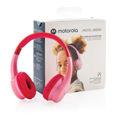 Conçu specifiquement pour enfants avec des couleurs flash et une construction flexible, robuste et antichoc. Pour protéger des jeunes oreilles le son est limité à 85 dB, et les coussins sont sans-BPA et anti-alergie. Capable de brancher jusqu'à 4 casques simultanément. Bluetooth et microphone pour fonction mains-libres.  15 heures d’autonomie de la batterie avec une seule charge. Vendu avec sa câble 3,5mm pour ecoute sans charge.<br /><br />HasBluetooth: True