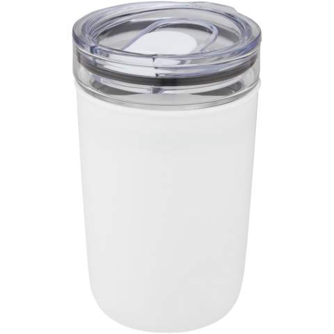 Glass tumbler protected by a recycled plastic case. The tumbler is made from 100% durable borosilicate glass which conserves the freshness of the beverage, and it does not contain any harmful chemicals. BPA-free, tested and approved under German Food Safe Legislation (LFGB). Tested and approved for phthalates content according to REACH regulations. The tumbler fits under most coffee machines. Volume capacity is 420 ml. By removing the plastic case, the item is dishwasher safe. Presented in a recycled cardboard gift box. 