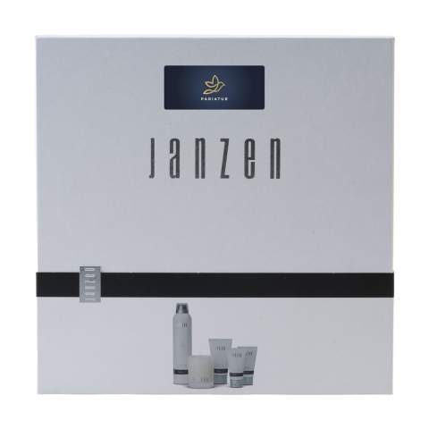 Een cadeaupakket met 5 producten in de geur Black 22 van het merk Janzen. Gegarandeerd een zengevoel met de home- en bodyproducten in deze giftset. Inhoud: • Shower Foam - 200 ml • Scented Candle - 120 gr • Hand Cream 75 ml • Body Lotion - 40 ml • Shower Gel - 40 ml. Vijf heerlijke home- en bodyproducten die zorgen voor ultieme geluks- en ontspanningsmomenten. Een fris-warme geur, balancerend tussen licht en intens. Black 22 is een rijk bouquet van onder andere bergamot en hete kruiden, tropische schorsen en zoete tonkabonen – ook wel bekend als de ‘verboden vrucht’. De fijne producten zijn verpakt in een luxe geschenkdoos. Per set in doos.