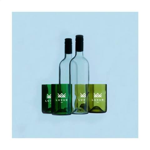Set of Rebottled® design drinking glasses made from upcycled wine bottles. Unique glasses in which you immediately recognise the original wine bottle. The glasses fit comfortably in your hand and have a smooth finish. Of high quality and suitable for water, soft drinks or cocktails. Dishwasher-safe up to 60C°. Washing by hand is recommended to preserve the imprint. Per set delivered in an original gift box made from recycled FSC®-certified cardboard. Dutch design. Made in Holland. Capacity approx. 400 ml per glass. Imprint only possible in black or white.     Rebottled® upcycles empty wine bottles into 100% circular design items.
