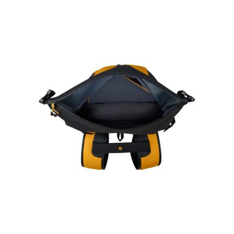 Ecodiver bepaalt de nieuwe standaard in het casual assortiment van Samsonite. Deze collectie combineert functionaliteit met een stijlvol design en is ontworpen met oog voor veiligheid en comfort. Gebruikmakend van gerecycleerde materialen, past Ecodiver perfect bij Samsonites wereldwijde strategie ‘Our Responsible Journey’. De waterafstotende coating maakt van deze collectie de perfecte keuze voor alle avonturen, in de natuur of in een stad. Samsonite geeft 2 jaar wereldwijde (beperkte) garantie op dit model.<br />De Laptop Backpack L is de grootste laptoprugzak uit de collectie. Het ruime hoofdcompartiment is geschikt voor A4 formaat documenten en voorzien van een laptop-en tabletvak. Aan de voorzijde is de tas voorzien van een voorvak met ritssluiting wat is uitgerust met een compleet zakelijk organisatie paneel met diverse insteekvakken en een ritsvak van netstof waardoor spullen overzichtelijk opgeborgen kunnen worden. Op het voorvak is nog een verticaal ritsvak te vinden voor het opbergen van de kleinste spullen die je altijd binnen handbereik wilt houden. Aan de zijkant is de tas voorzien van een flessenhouder die netjes weggewerkt is achter een rits.<br />Optimaal comfort is gegarandeerd dankzij het gevoerde rugpaneel, ergonomische schouderriemen, comfortabel handvat aan bovenzijde en een in hoogte verstelbare borstriem. Dankzij de smart-sleeve aan de achterkant is de tas gemakkelijk te bevestigen aan de trekstang van een koffer of reistas op wielen en de reflecterende details zorgen ervoor dat je extra opvalt in het donker. Safety First!