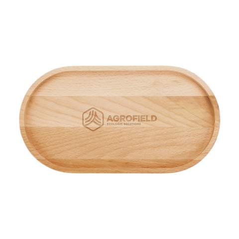 Luxe serveertray van gestoomd beukenhout. Perfect voor het presenteren van hapjes en ideaal voor het stijlvol serveren van koffie of thee. De ovale tray heeft een trendy design met opstaande rand. Het hout is afkomstig uit Europese bossen. Made in Europe.