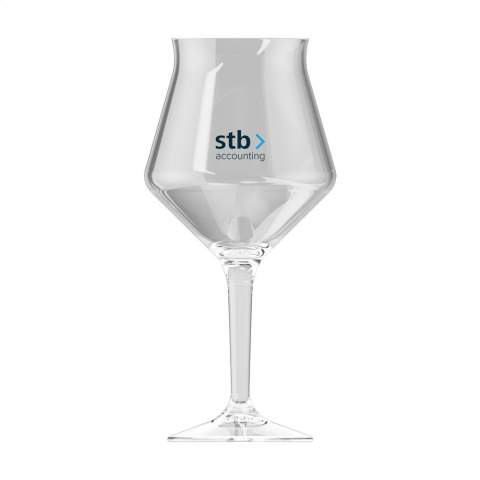 Bierglas aus Kunststof der Marke HappyGlass. Mit Standfuß. Der schöne Kelch wurde speziell entwickelt, um die Aromen und Geschmacksrichtungen traditioneller Biere zu verstärken. Hergestellt aus transparentem und BPA-freiem Copolyester Tritan Kunststoff. Leicht und sehr robust. Geeignet für den Einsatz bei Veranstaltungen, Messen und Festen im Freien. Dieses hochwertige Glas kann mehrmals genutzt werden. Dieses Produkt ist spülmaschinenfest. Um den Aufdruck zu erhalten, wird Waschen von Hand empfohlen. Fassungsvermögen: 400 ml. Made in The Netherlands.
