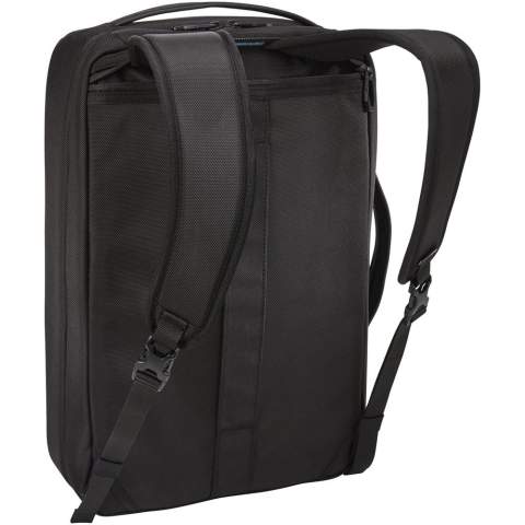Een 2-in-1 eco-vriendelijke aktetas die kan worden omgevormd tot een rugzak om zakenreizen te vergemakkelijken. Voorzien van speciale vakken voor een MacBook® van 16" of pc van 15,6" en een tablet van 10,5". Meerdere interne organisatievakken om de inhoud te beveiligen in aktetas- of rugzakmodus en een afneembare, gevoerde schouderriem om comfortabel te dragen als aktetas. Geproduceerd met 100% gerecycled 1680 polyester materiaal met YKK-ritsen.
