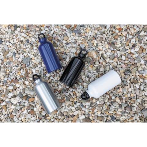 This 400ml aluminium bottle is the ultimate lightweight companion when hitting the outdoors. Attach it to any backpack with the handy carabiner. Also perfect when doing sports. For cold water only. BPA free.