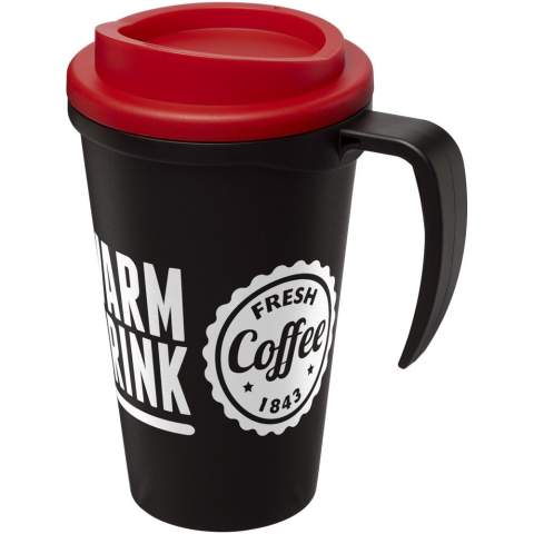 Mug isotherme à double paroi avec couvercle à visser et poignée intégrée. Couleurs à mélanger et à assortir pour créer le mug parfait. Fabriqué au Royaume-Uni. Livré dans une boîte cadeau blanche. Sans BPA. Conforme à la norme EN12875-1. Peut aller au lave-vaisselle et au micro-ondes. Emballé dans un sac en plastique PE recyclé.