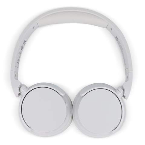 Ce casque sans fil est léger, confortable et pliable, ce qui le rend parfait pour une utilisation quotidienne. Grâce à la technologie Dynamic Bass, vous profiterez de basses profondes, même à faible volume. Une autonomie de 55 heures vous permet d'écouter toutes vos listes de lecture préférées. Le chargement ne prend que 2 heures via l'USB-C, et après 15 minutes de charge, vous bénéficiez de 2 heures de lecture supplémentaires. Le microphone intégré garantit des conversations claires, et le bouton multifonction situé sur l'oreillette droite vous permet de gérer facilement les appels, le volume et la musique. Grâce à la connectivité Bluetooth avancée, vous pouvez vous connecter à deux appareils en même temps, afin de profiter de votre musique ou de vos podcasts sans interruption. Vous pouvez également régler les paramètres sonores grâce à l'application Philips gratuite.