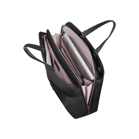 De 3.0 editie van onze iconische Zalia collectie is de perfecte keuze voor alle zakenvrouwen. De producten hebben een vernieuwd silhouet en zijn voorzien van de kenmerkende Zalia elegantie en verfijnde details. Een niet te missen must-have, nu verkrijgbaar in een nog bredere waaier aan kleuren.