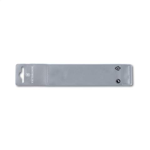 Plastic Victorinox protective sleeve for knives. With transparent front side and extra reinforcement for sharp/pointed edges.