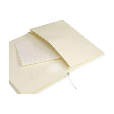 Bloc-notes compact format A5 avec environ 96 feuilles / 192 pages de couleur crème, papier ligné (80 g/m²). Avec reliure et couverture rigide, poche de rangement, fermeture élastique et marque-page ruban en soie.