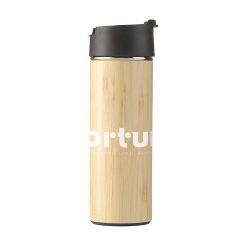 Doppelwandige, vakuumisolierte, auslaufsichere, Thermoflasche/ Thermobecher aus Edelstahl mit Bambus-Finish. Inklusive herausnehmbarem Teesieb aus Edelstahl. Nicht spülmaschinengeeignet. Fassungsvermögen 360 ml. Wird einzeln in einem Kraftkarton geliefert.