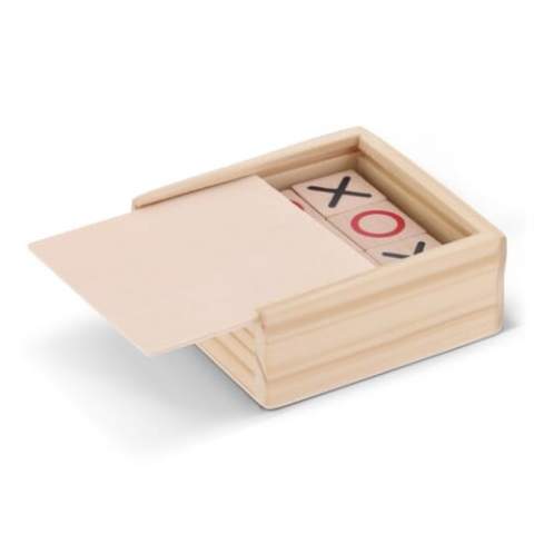 Fun Tic Tac Toe set in a bamboo box. The box closes with a bamboo wooden sliding lid. With this game you are always ready to have fun with friends and family no matter where you are.