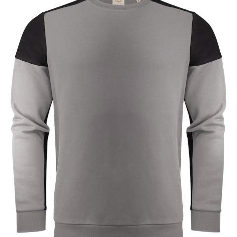 Bicolor sweatshirt met ronde hals. Contrasterend neklint. Geborsteld aan de binnenzijde. 2x2 rib met elastaan aan de boord onderaan en aan de manchetten. Uitscheurbaar neklabel en afzonderlijk geweven maatlabel. Aan de binnenzijde van de linkerzijnaad werd een zakje voorzien voor het innaaien van een waschip. Oeko-Tex 100 gecertificeerd. Dit artikel is verpakt is een composteerbare polybag.
