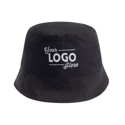 Le célèbre chapeau de pêcheur traditionnel, également connu sous le nom de buckethat. Il est particulièrement apprécié pour attirer l'attention lors de festivals et d'événements de grande envergure. Ce chapeau peut être marqué par transfert, ce qui en fait un excellent outil promotionnel. 