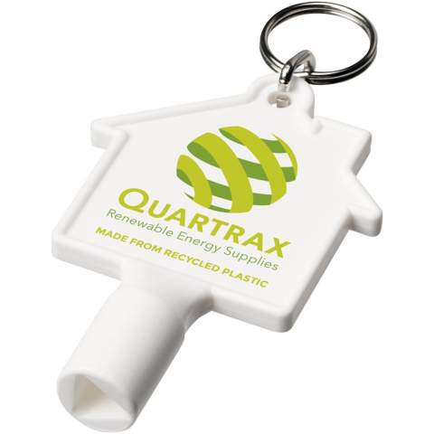 Utility key with keychain for items such as meter boxes and street poles. Made from recycled plastic. The dimensions for the opening is a triangular shape with 8 mm edges. Due to the nature of recycled plastic, colour shades may vary slightly, and there may be specks of colour. Made in the UK.